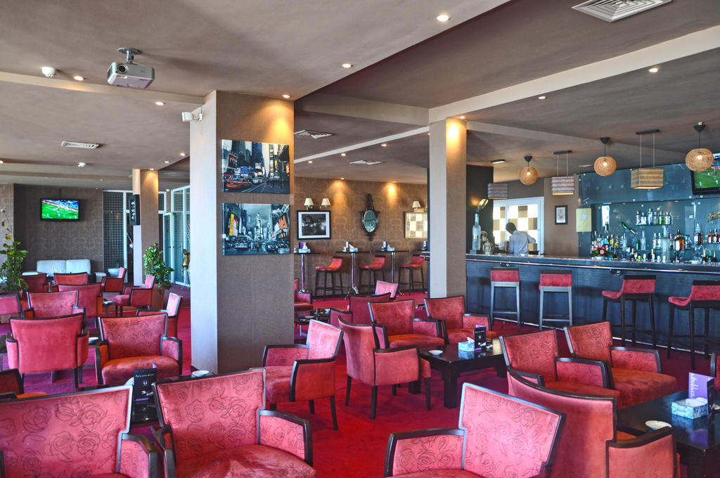 Hotel Cesar & Spa Tanger Exteriör bild